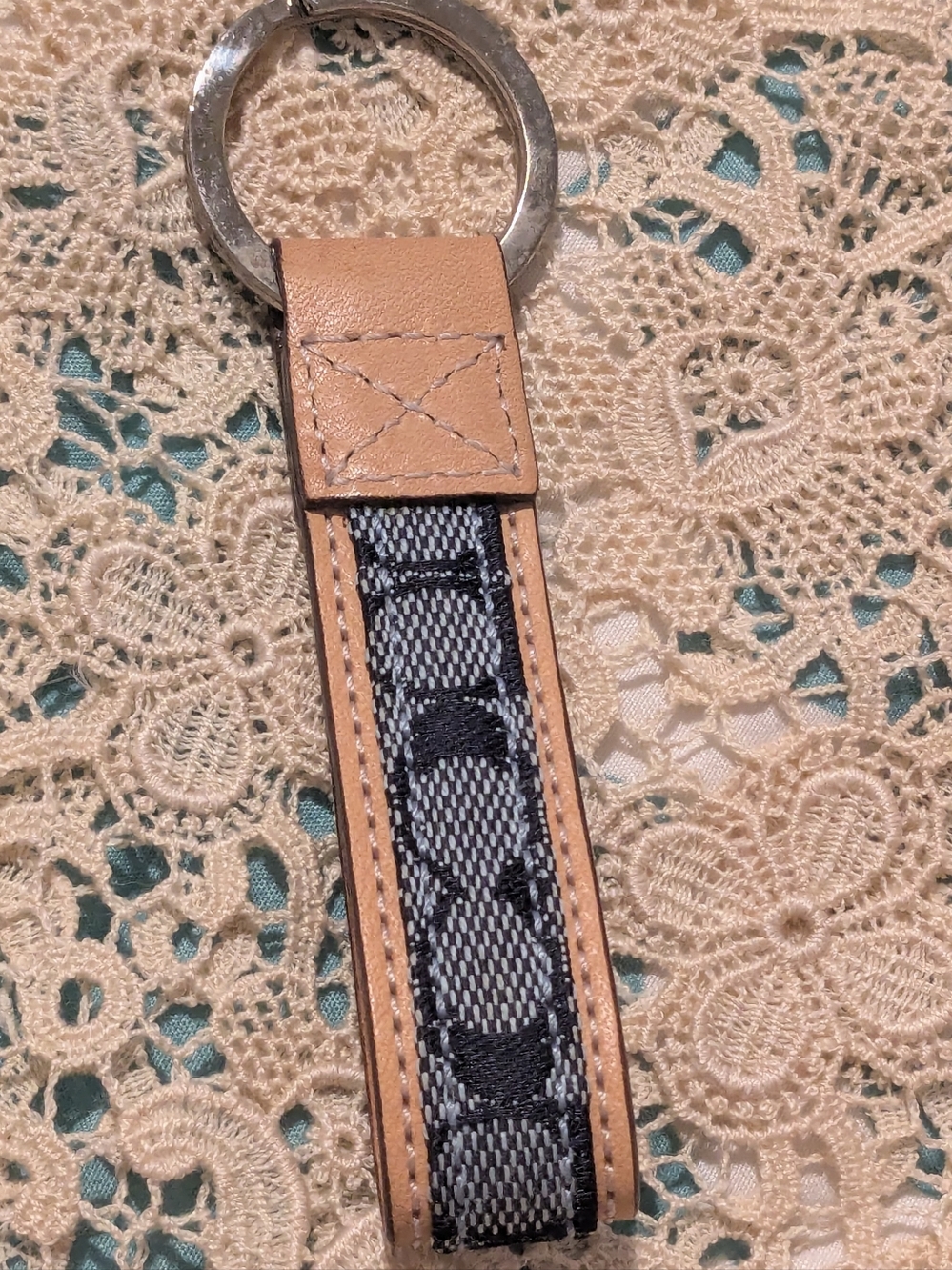 🩵Coach 🩵 blue canvas and tan leather keychain keyring. 